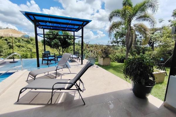 Casa con piscina, jacuzzi y espectaculares vistas a la montaña en el higo