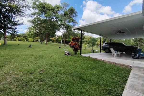 Casa con piscina, jacuzzi y espectaculares vistas a la montaña en el higo