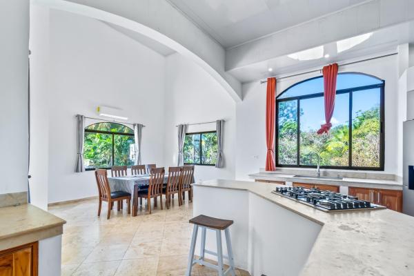 Beachfront estate on 1.5 hectares in playa nanzal