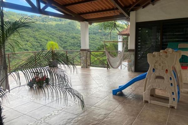Se alquila casa amoblada ubicada en altos de maría