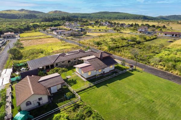 3 bedroom home with loft in alto boquete