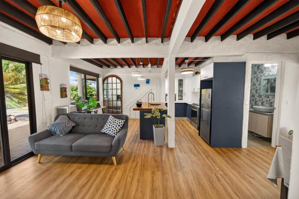Beachside villa in playa malibu
