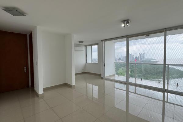 Ph bahia del golf/3 bedrooms/balcony/cabin