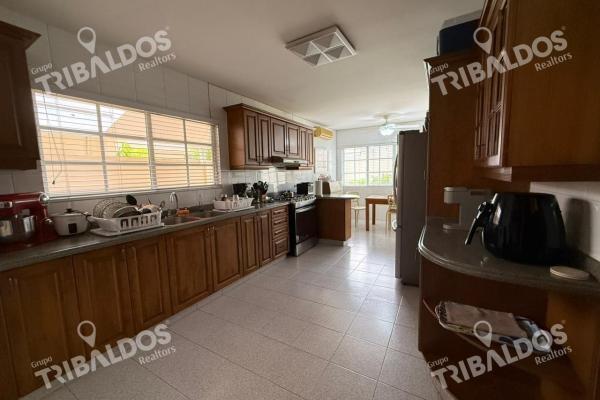 Sale of house in costa serena, costa del este