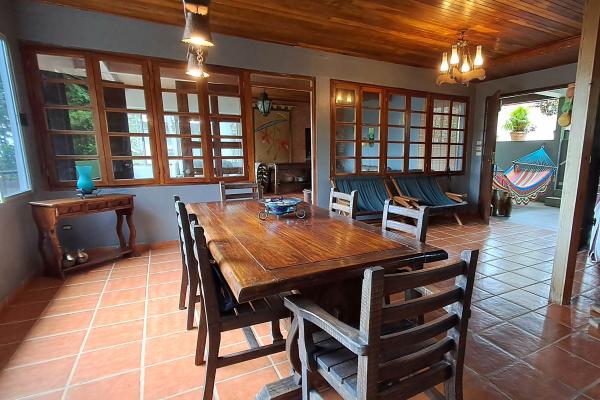 Venta de casa en cerro azul, residencial altos de cerro azul