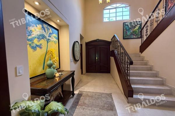 Sale of house in costa serena, costa del este