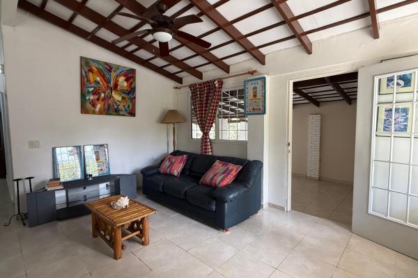 Casa para venta en el corazón de coronado!