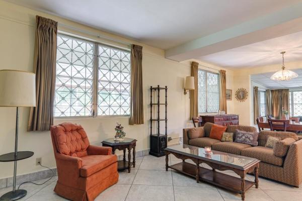Duplex for sale in diablo: family friendly lot