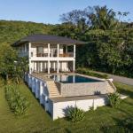 Turnkey ocean-view luxury villa in sea view hills