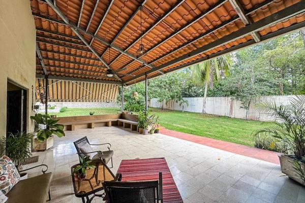 Home with pool on a 2,239 m² lot