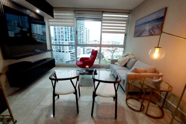 Venta o alquiler de apartamento en ph costanera, bella vista