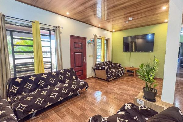 Spacious property with 2,182 m²