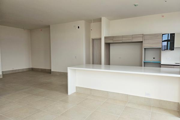 Sale of apartment in ocean house santa maria with large 70m2 terrace