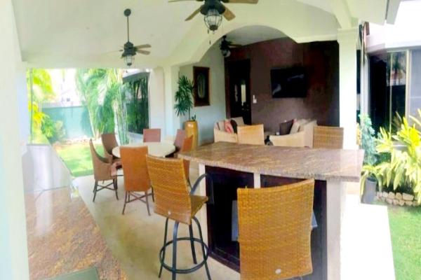 Venta de casa en residencial begonias, costa del este