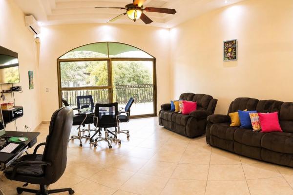 Casa en venta en la alameda con piscina y paneles