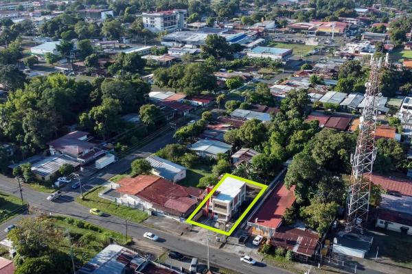 Commercial building for sale in downtown david