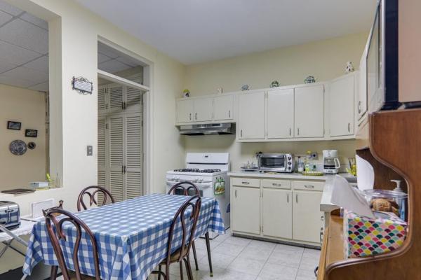 Duplex for sale in diablo: family friendly lot