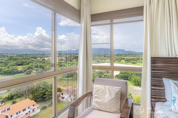 Condominio de lujo frente al mar en boutique biltmore – nueva gorgona