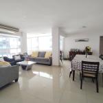 Sale of apartment in las perlas building