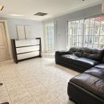 Sale of commercial space with land on ecuador avenue