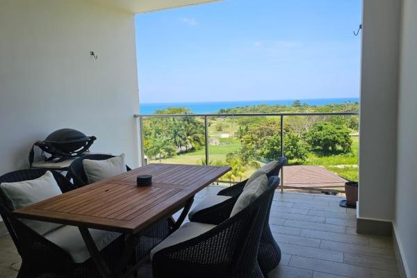 Apartamento con vista al mar en perlamar