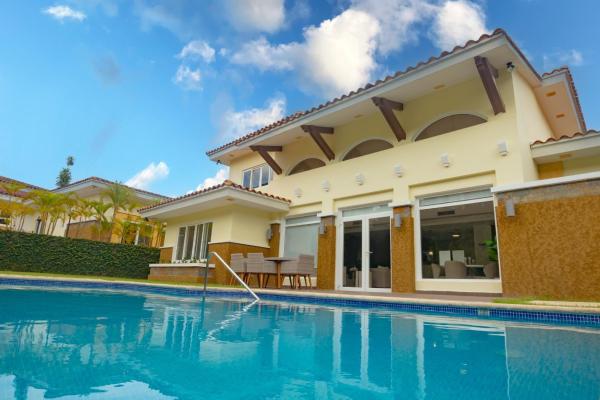 Villa eagle 47a - tucan country club & resort