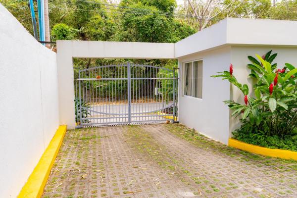 Apartamento de 4 habitaciones frente al mar en farallon