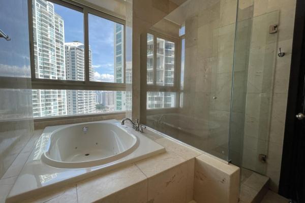 Sale of apartment in punta pacifica, pacific point building.
