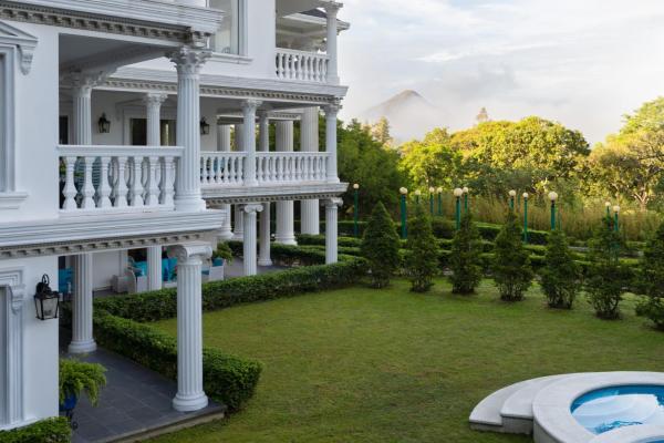 Casablanca: a legacy estate above the clouds