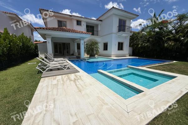 Sale of house in santa maria