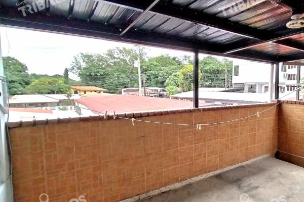 Sale of townhouse in villa cáceres