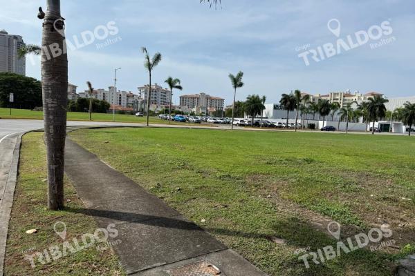 Venta de terreno en santa maria business district