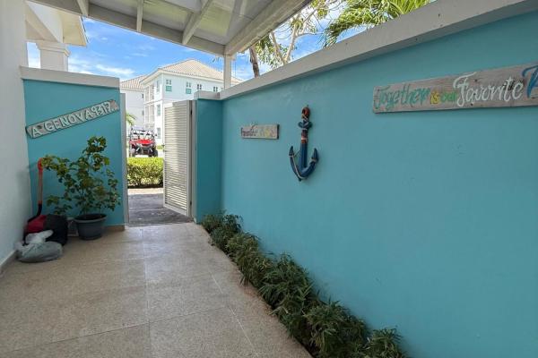 For sale apartment ground floor bijao howard 12
