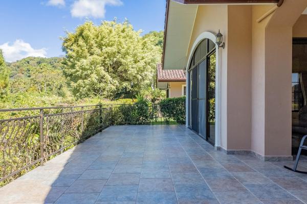 Villa dúplex de 3 dormitorios en el centro de boquete