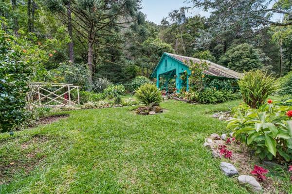 Finca histórica de montaña | tierras altas, volcán