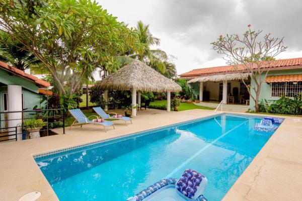 3 bed 3.5 bath home in coronado panama