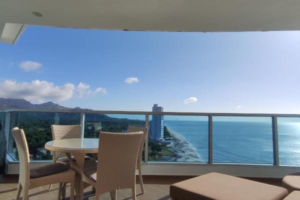 Apartamento frente al mar en ph royal palm, nueva gorgona