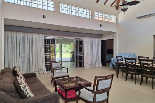 Villa de 3 habitaciones y 3 baños en costa blanca decameron