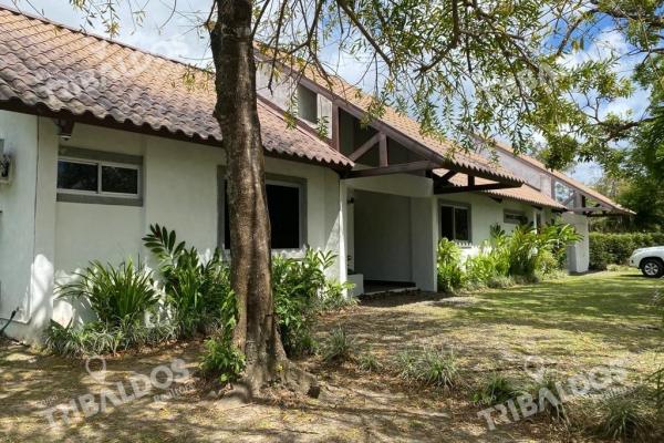 Venta de casa en el valle