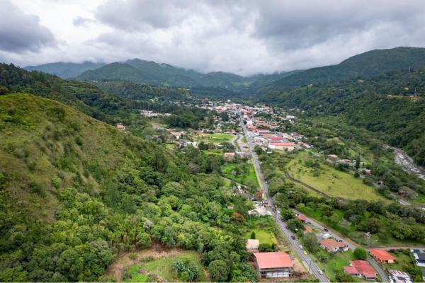 Excelente terreno comercial en bajo boquete panamá