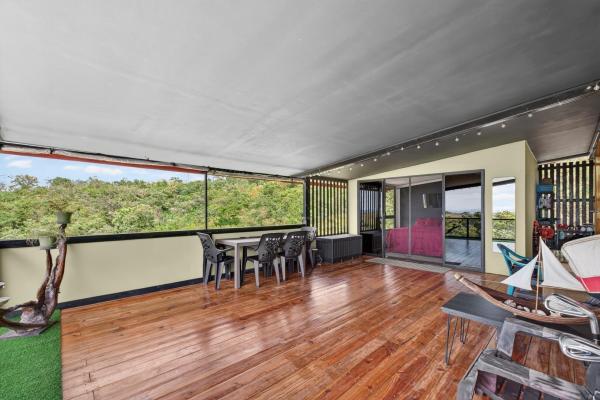 Ocean view home for sale in altos de malena torio