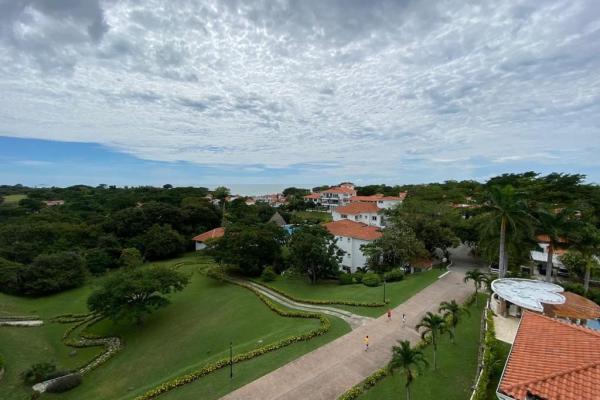 Venta de apartamento, en punta barco village, con vista al mar