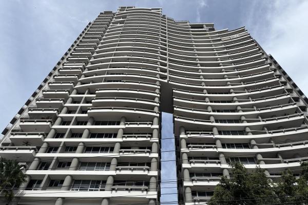 Se vende apartamento tipo jr pent-house en luxor 100