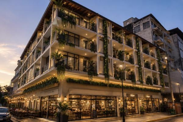 Commercial and residential building in santa ana