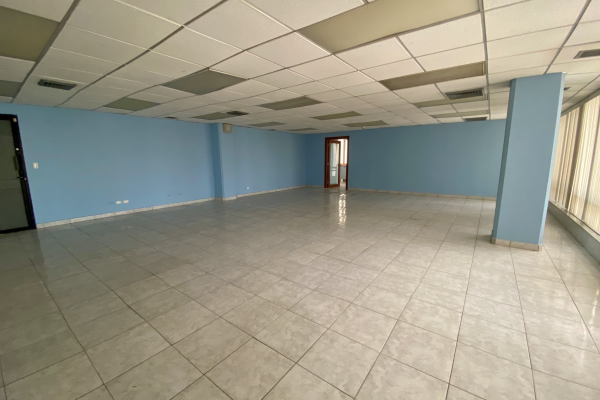 Venta oficina , area bancaria, bella vista