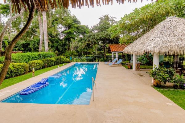 3 bed 3.5 bath home in coronado panama