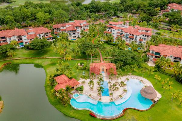 Lot facing the golf course in buenaventura