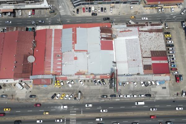 Sale of commercial plaza renting on transístmica