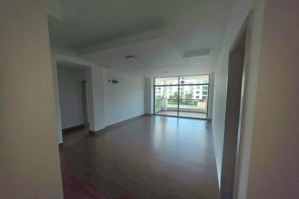 Venta de apartamento en ph costamare, costa sur