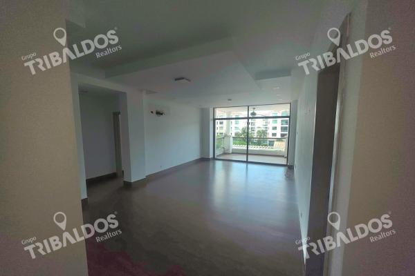 Sale of apartment in costamares